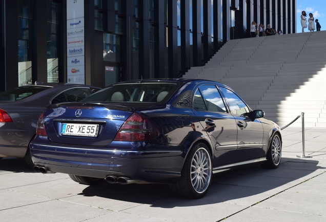 Mercedes-Benz E 55 AMG