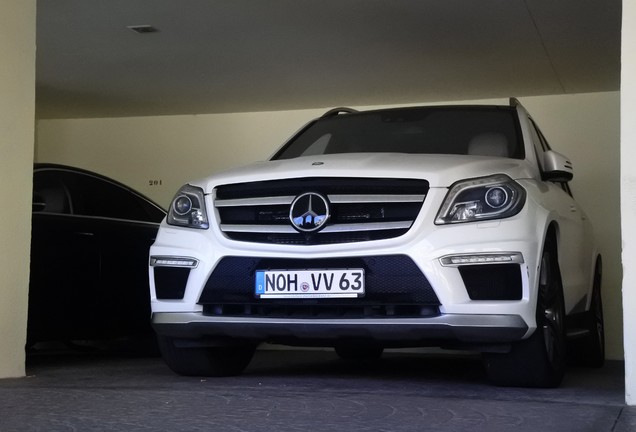 Mercedes-Benz GL 63 AMG X166