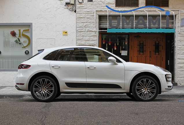 Porsche 95B Macan Turbo