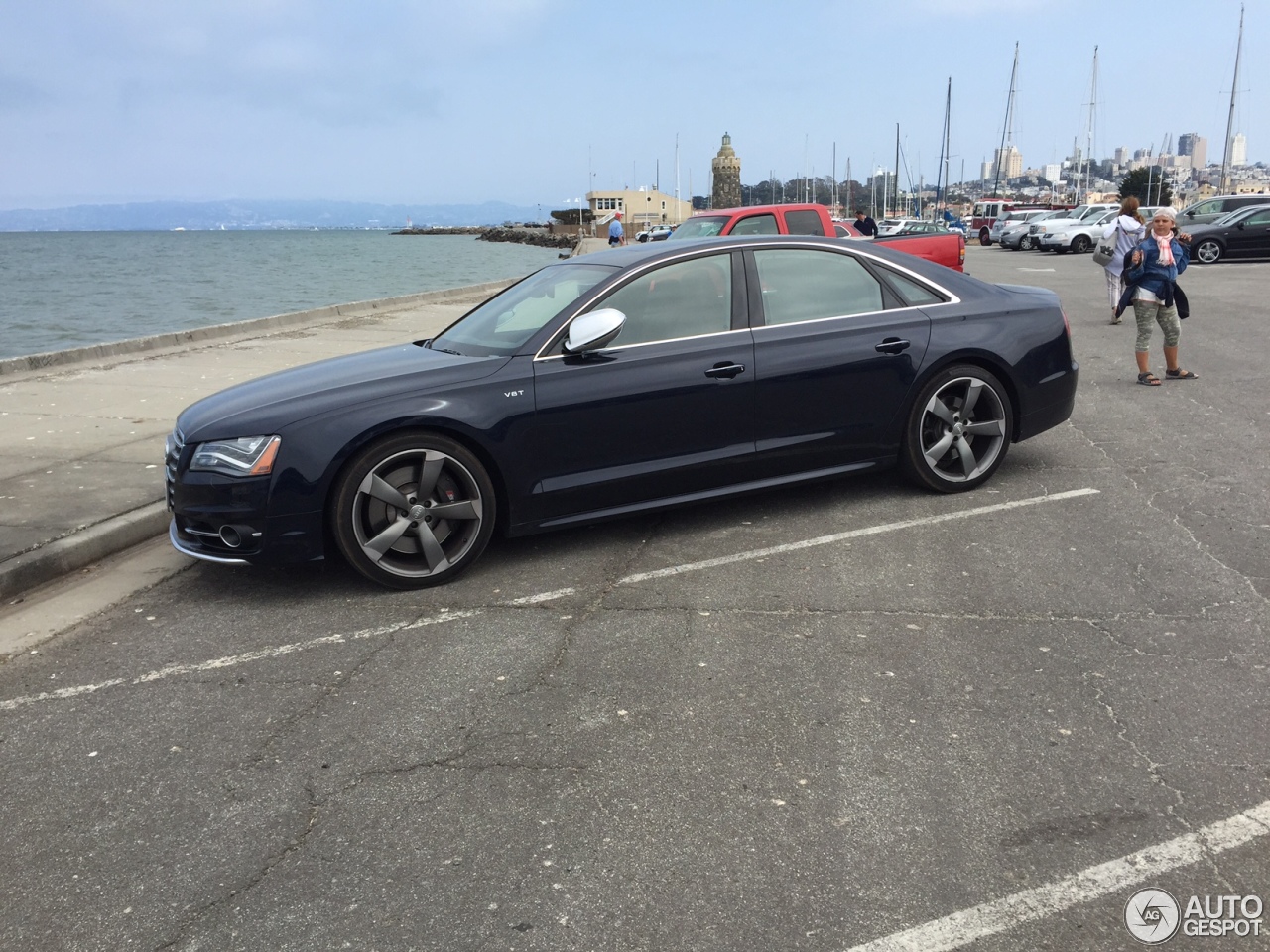 Audi S8 D4