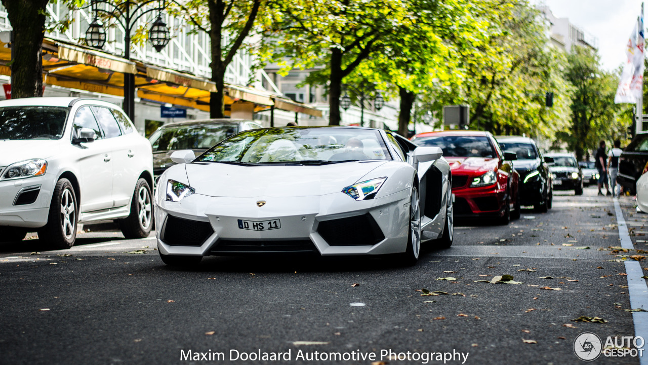 Lamborghini Aventador LP700-4 Roadster