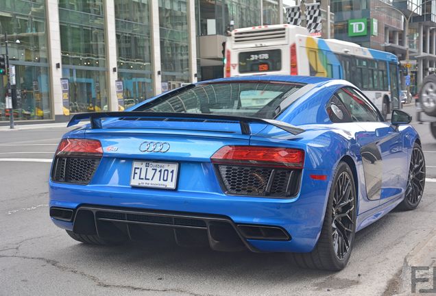 Audi R8 V10 Plus 2015