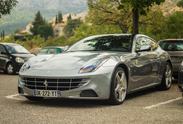 Ferrari FF