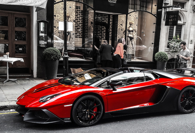 Lamborghini Aventador LP720-4 Roadster 50° Anniversario