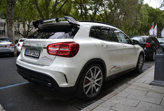 Mercedes-AMG GLA 45 X156