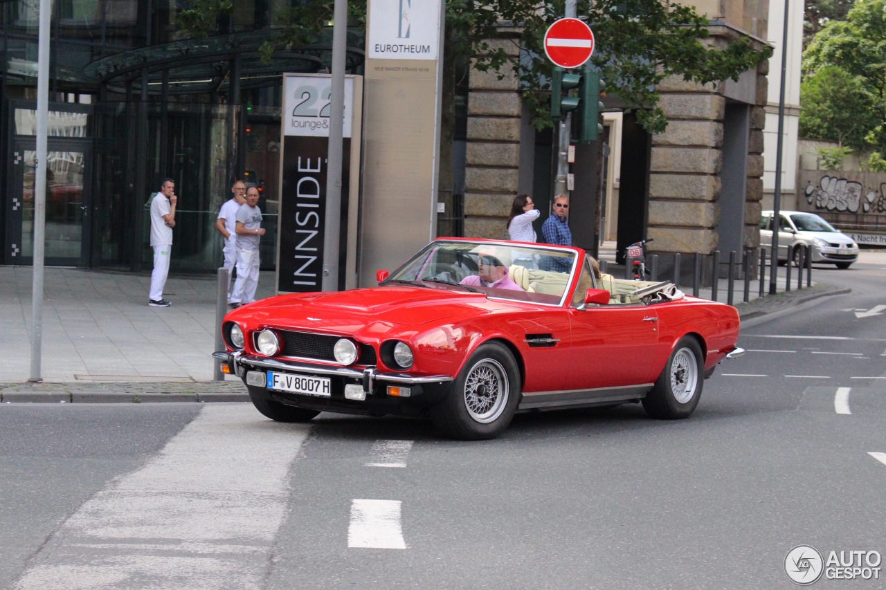 Aston Martin V8 Vantage Volante 1986-1989