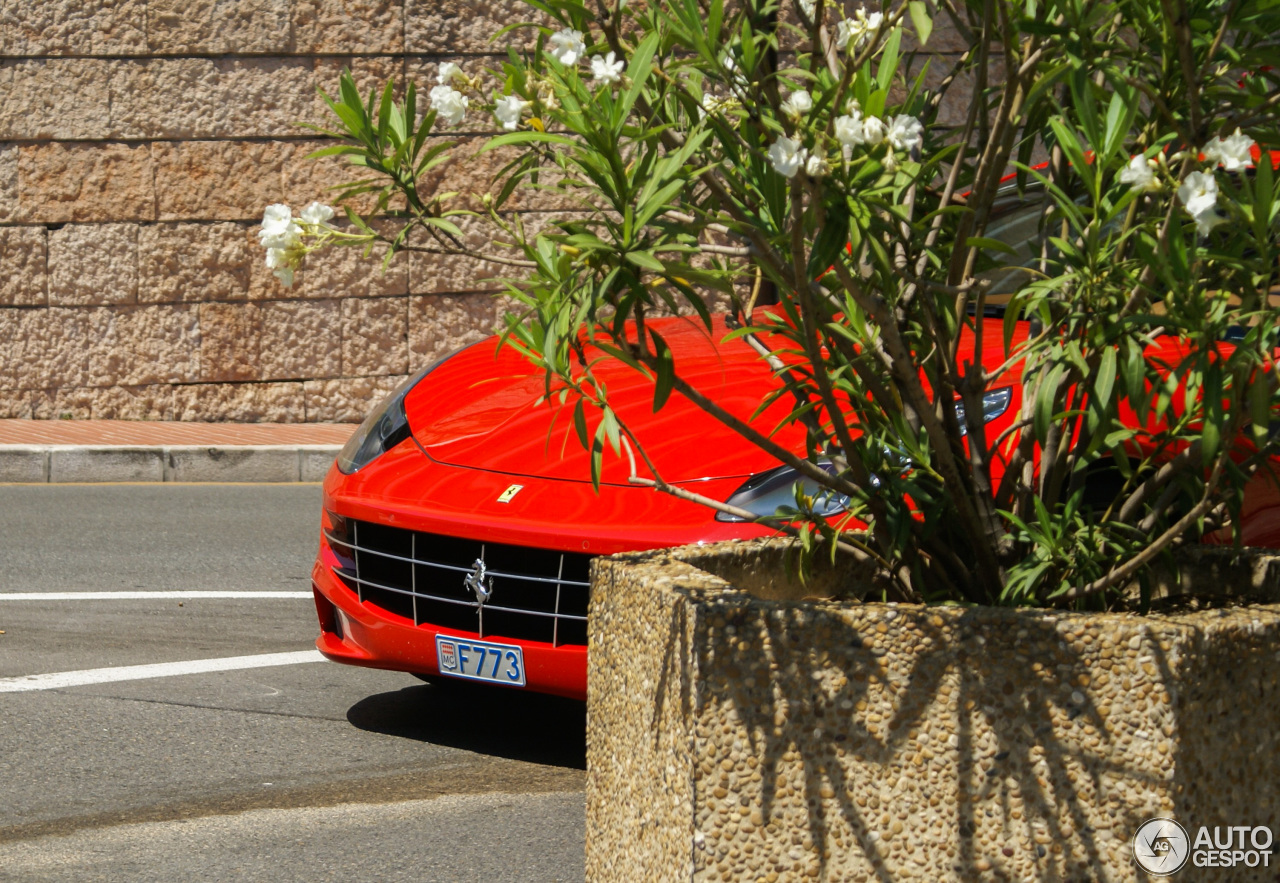 Ferrari FF