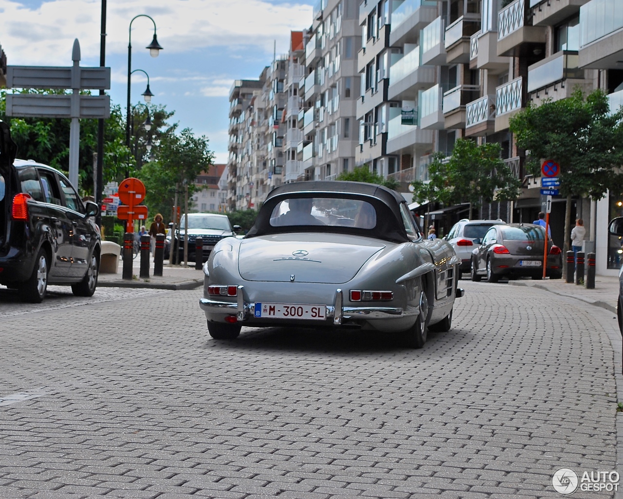 Mercedes-Benz 300SL Roadster