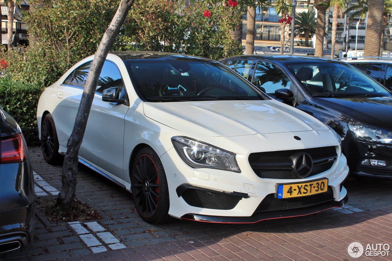 Mercedes-Benz CLA 45 AMG C117