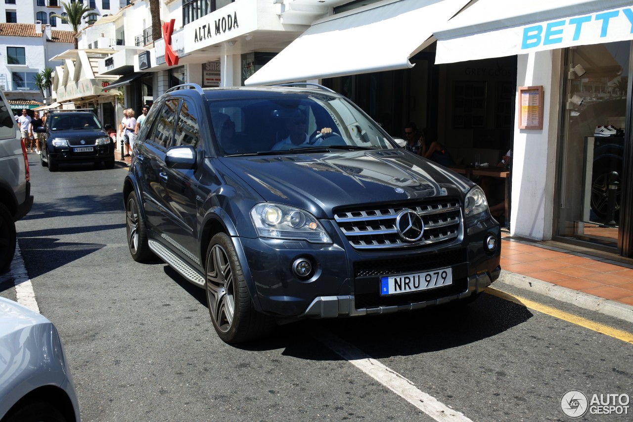 Mercedes-Benz ML 63 AMG 10th Anniversary