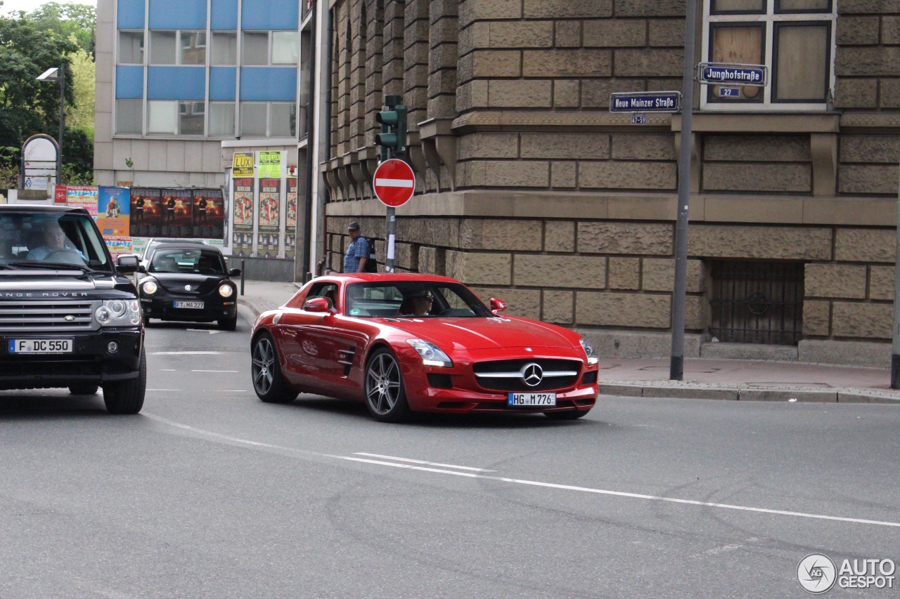 MercedesBenz SLS AMG 22 August 2016 Autogespot