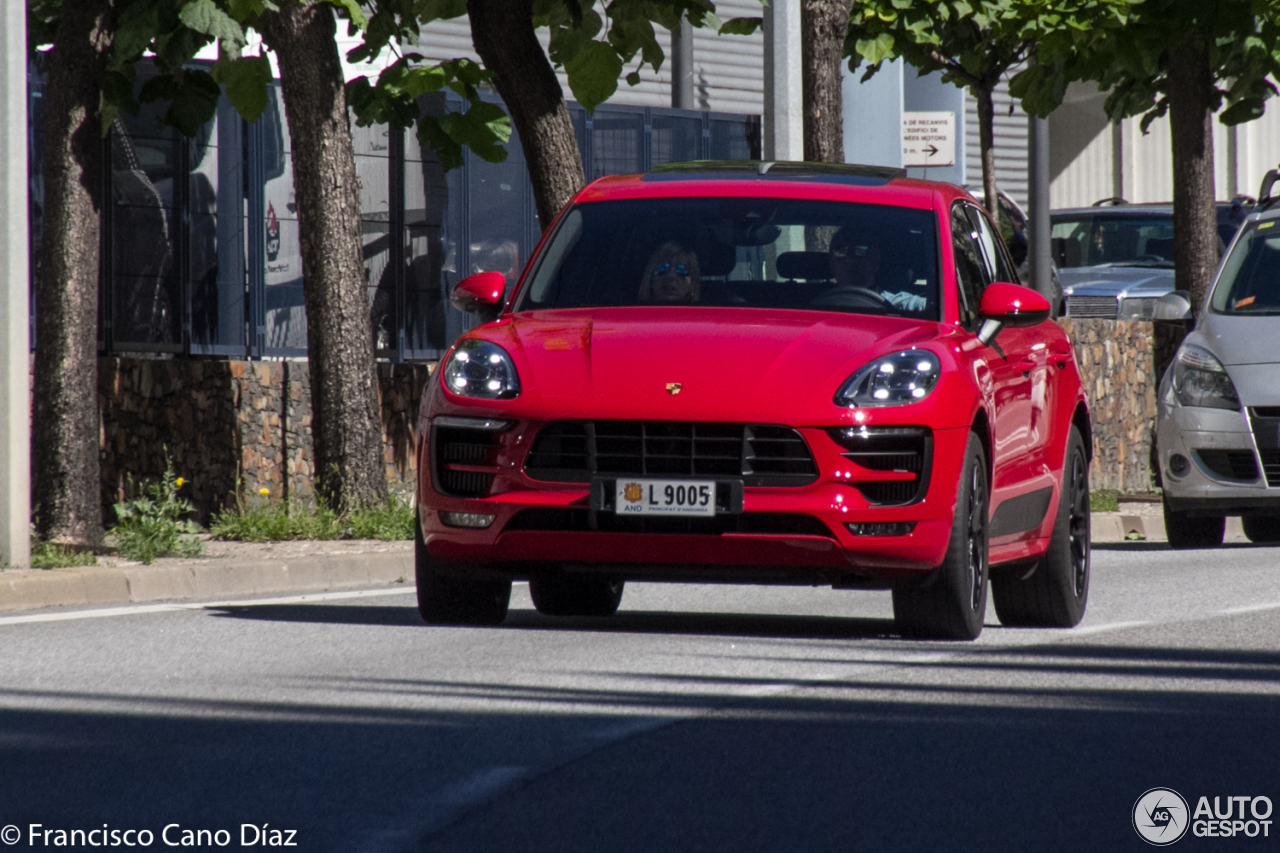 Porsche 95B Macan GTS