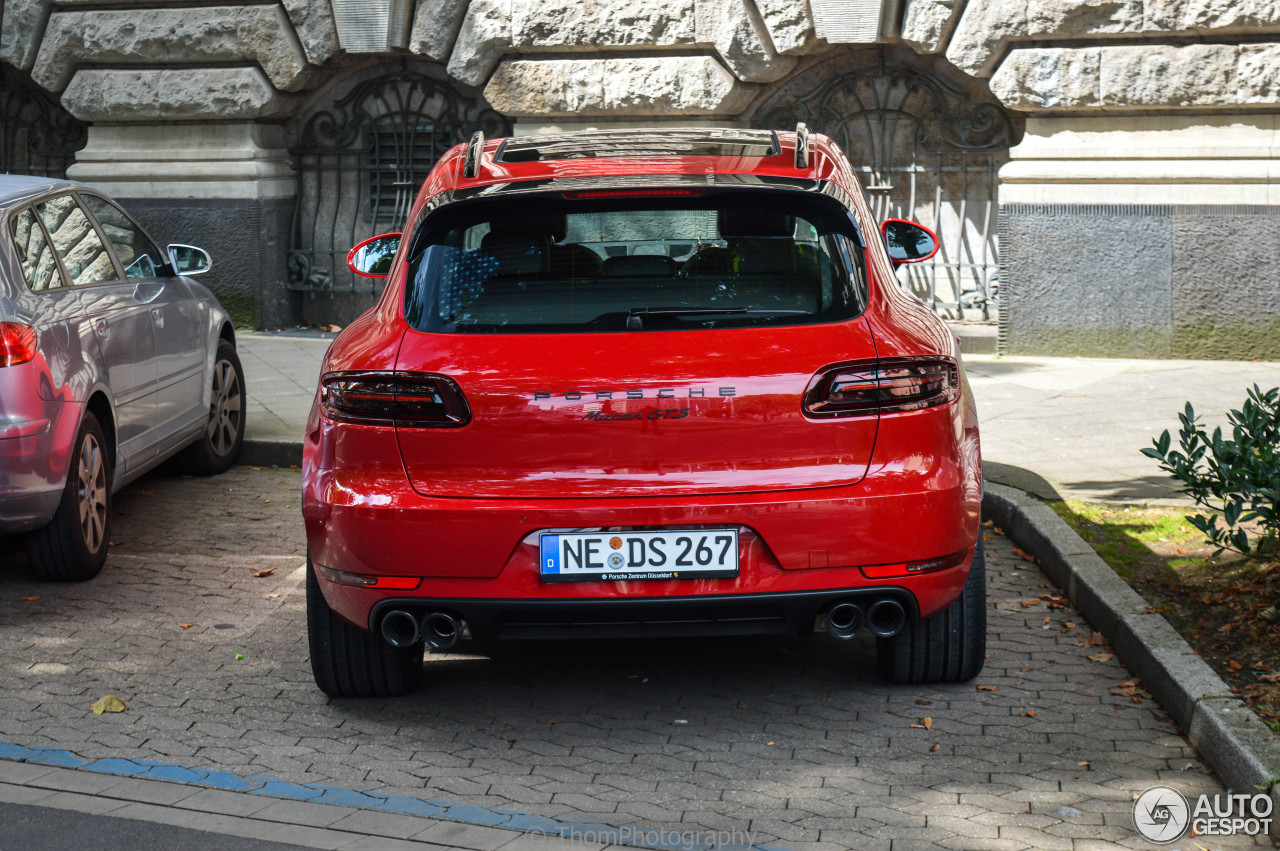 Porsche 95B Macan GTS