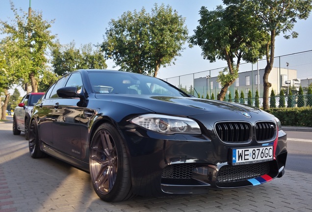 BMW M5 F10 2011