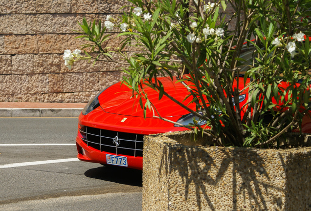 Ferrari FF