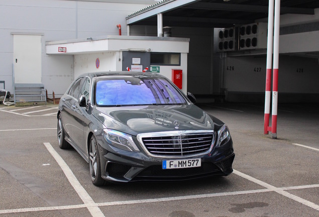 Mercedes-Benz S 63 AMG V222