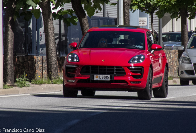 Porsche 95B Macan GTS