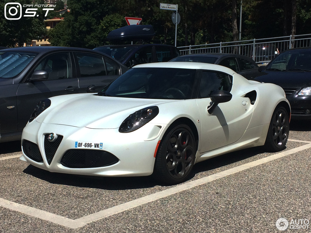 Alfa Romeo 4C Coupé