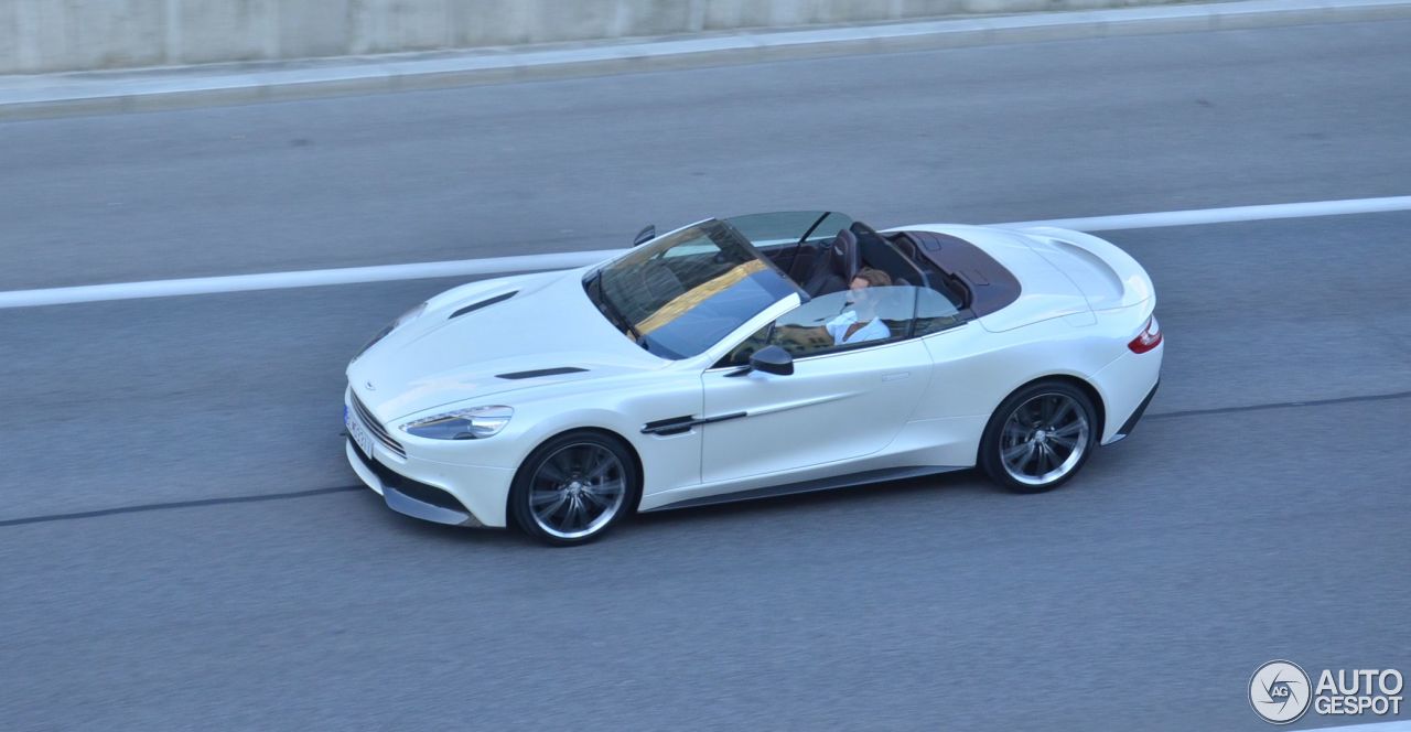 Aston Martin Vanquish Volante