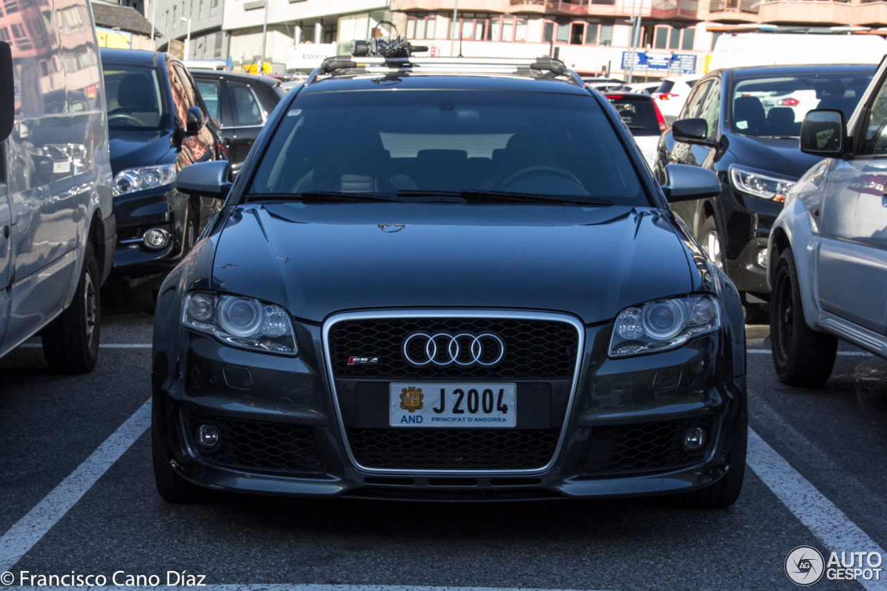 Audi RS4 Avant B7