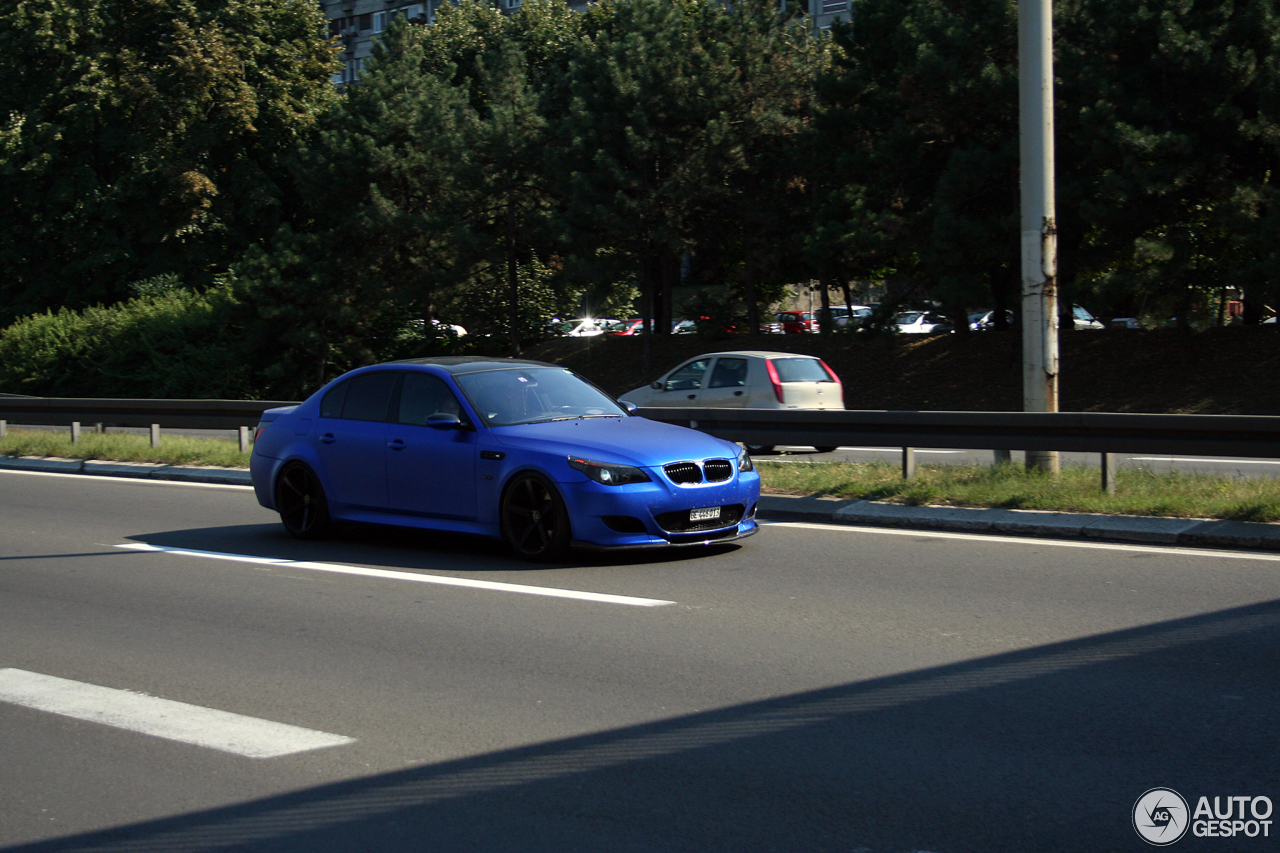 BMW M5 E60 2005