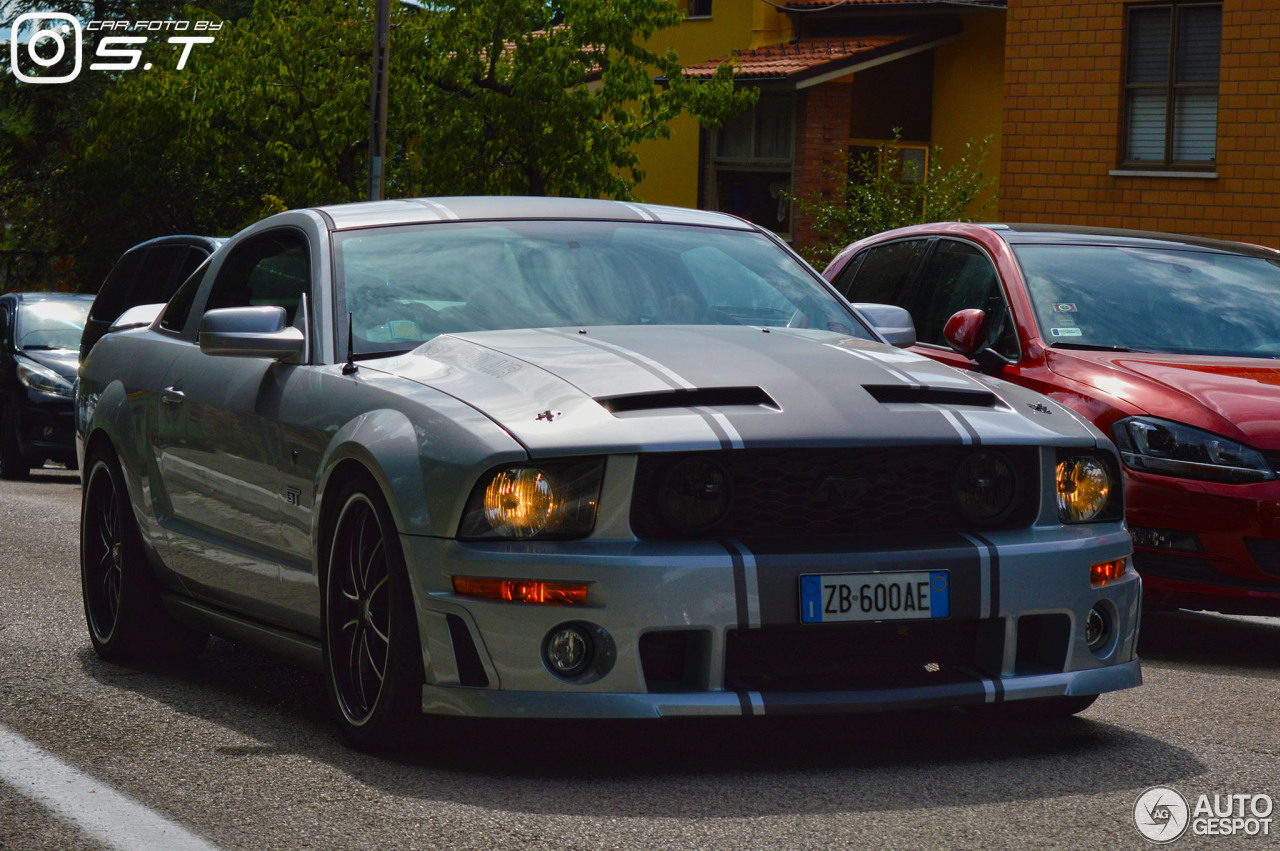 Ford Mustang GT Boss 281