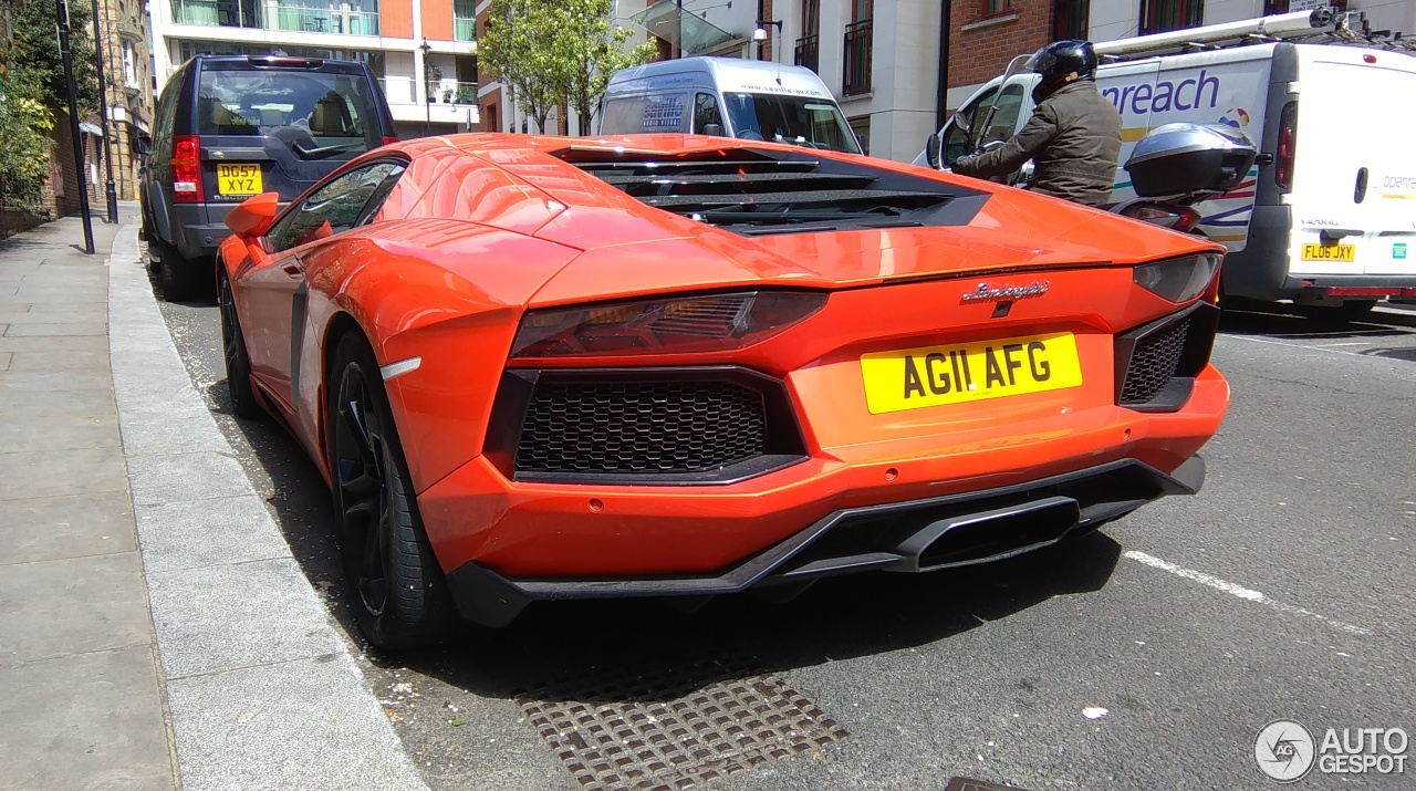 Lamborghini Aventador LP700-4