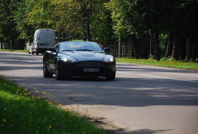 Aston Martin DB9 Volante