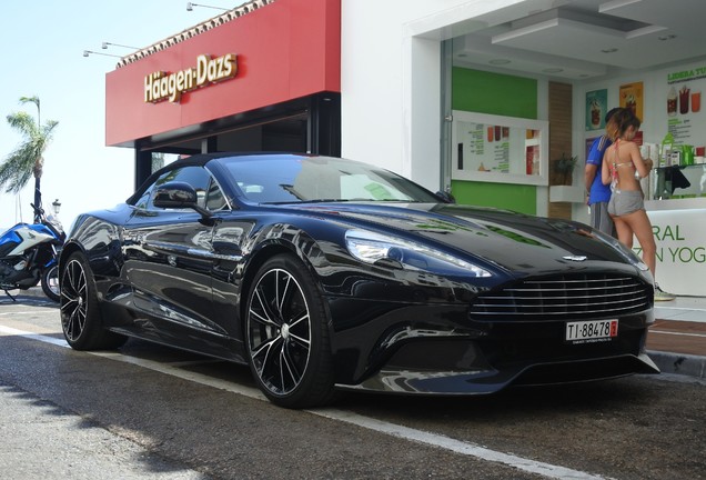 Aston Martin Vanquish Volante