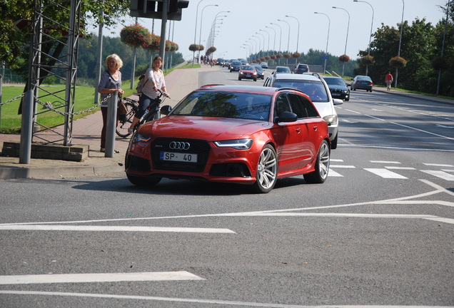 Audi RS6 Avant C7 2015