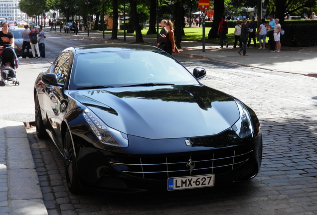 Ferrari FF