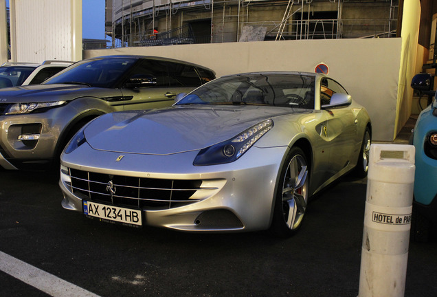 Ferrari FF