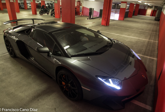 Lamborghini Aventador LP750-4 SuperVeloce Roadster