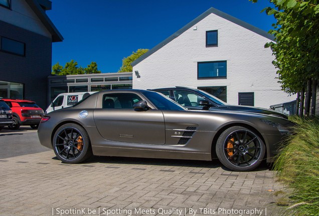 Mercedes-Benz SLS AMG