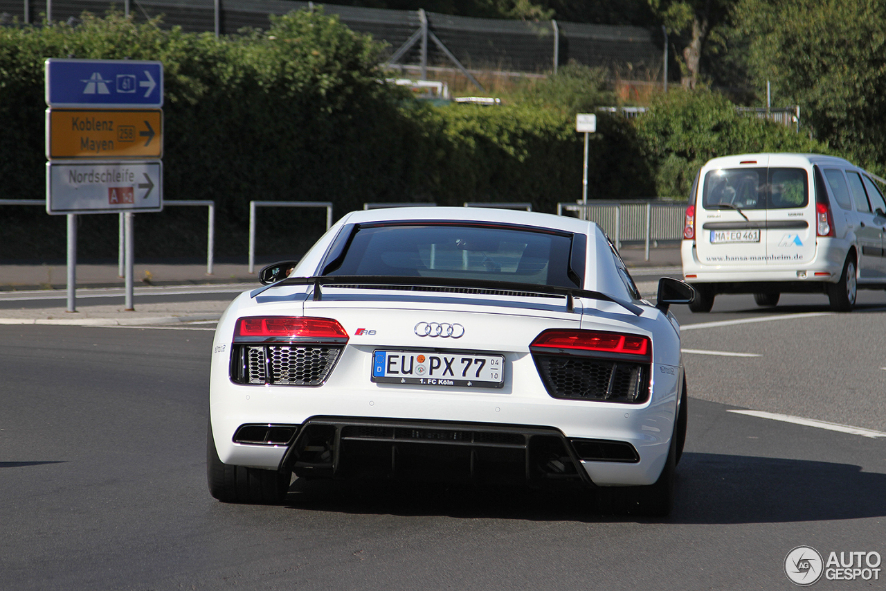 Audi R8 V10 Plus 2015