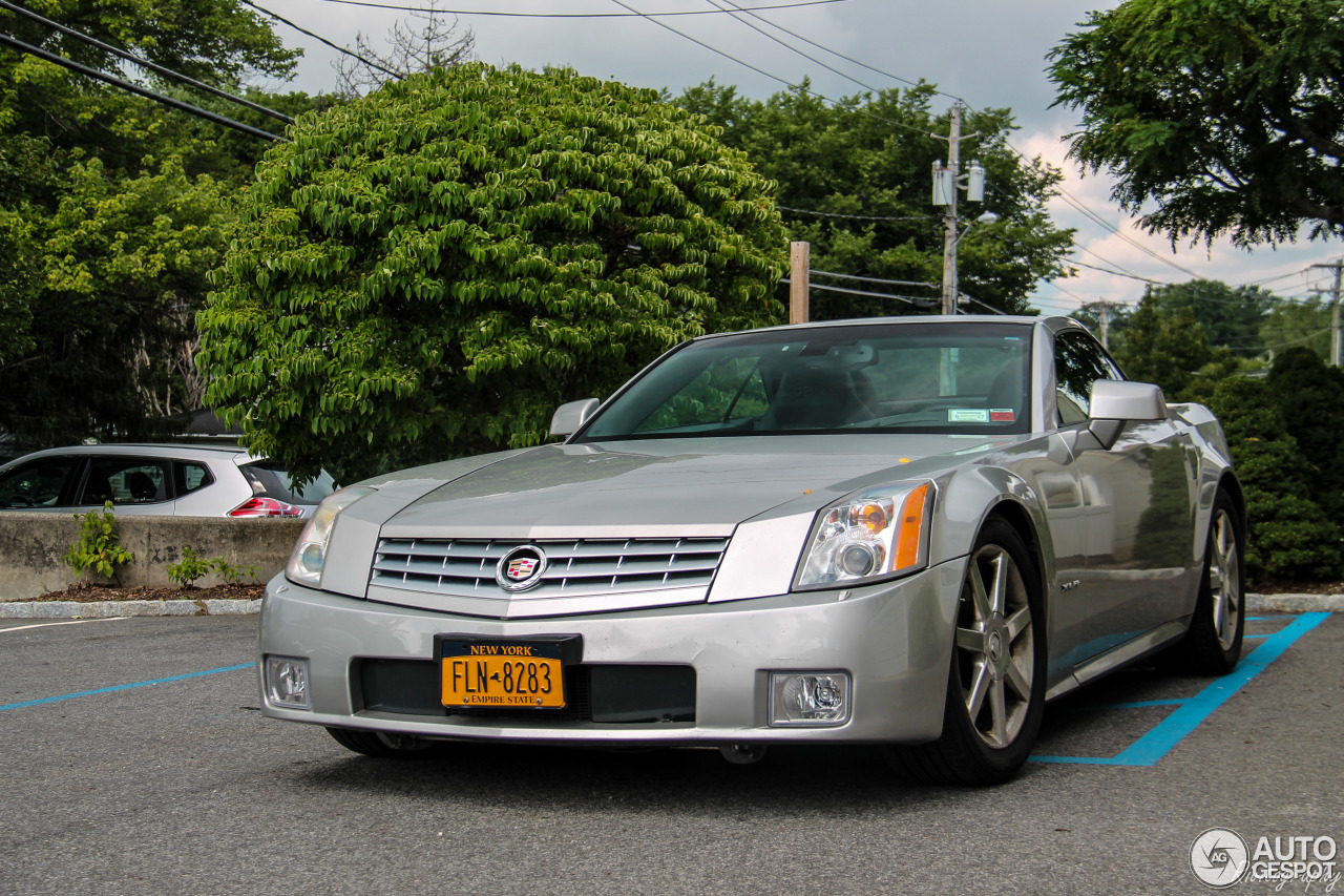 Cadillac XLR