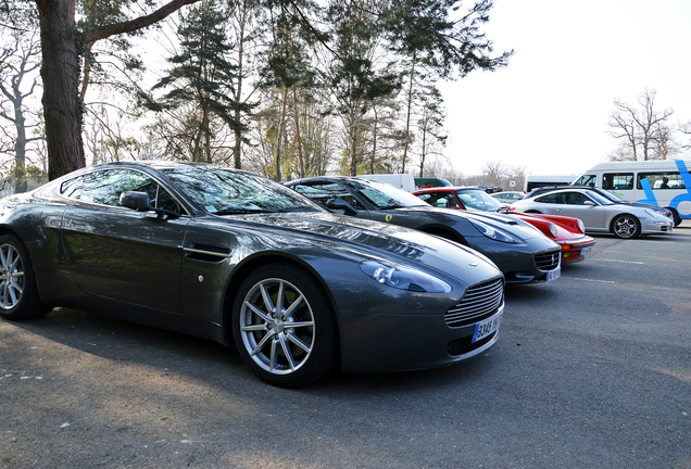 Aston Martin V8 Vantage