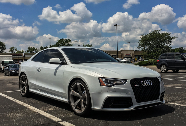 Audi RS5 B8 2012