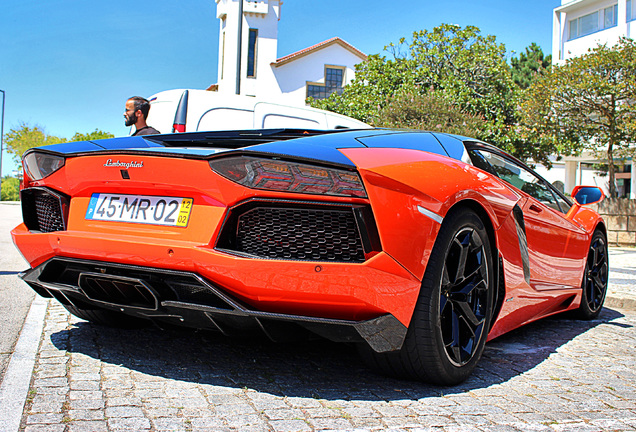 Lamborghini Aventador LP700-4