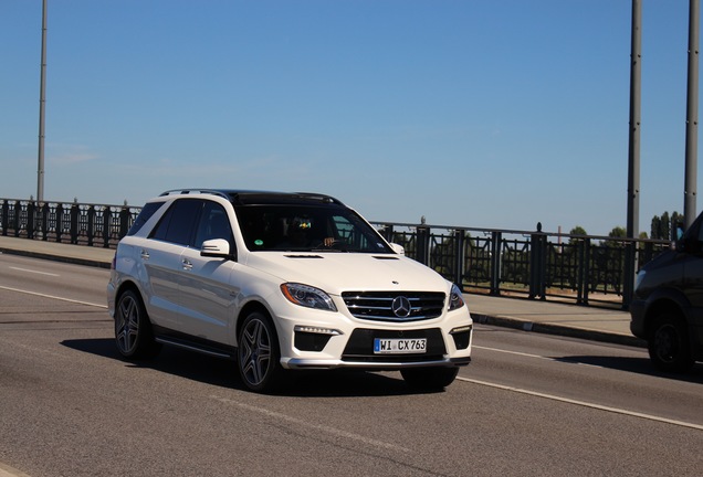 Mercedes-Benz ML 63 AMG W166