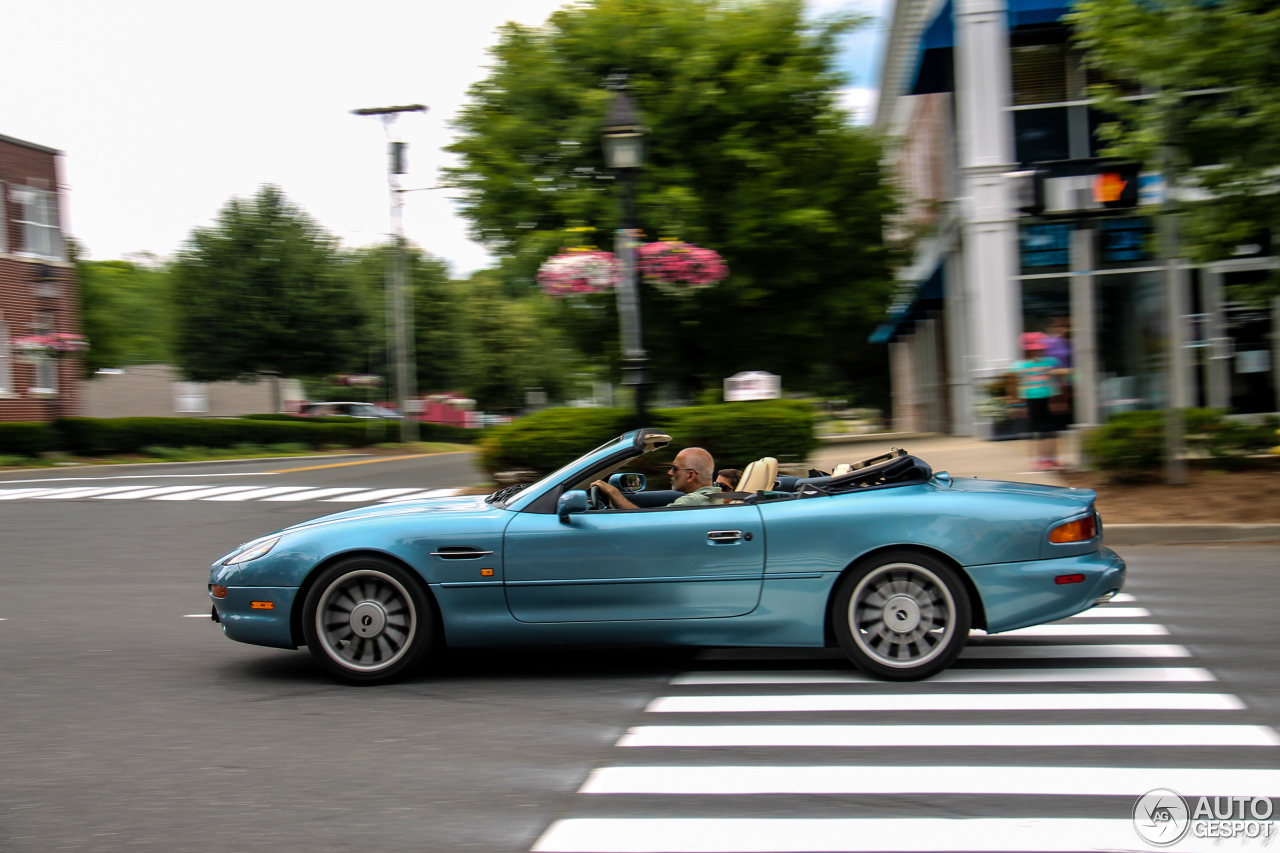 Aston Martin DB7 Volante