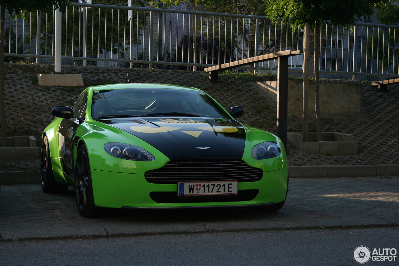 Aston Martin V8 Vantage