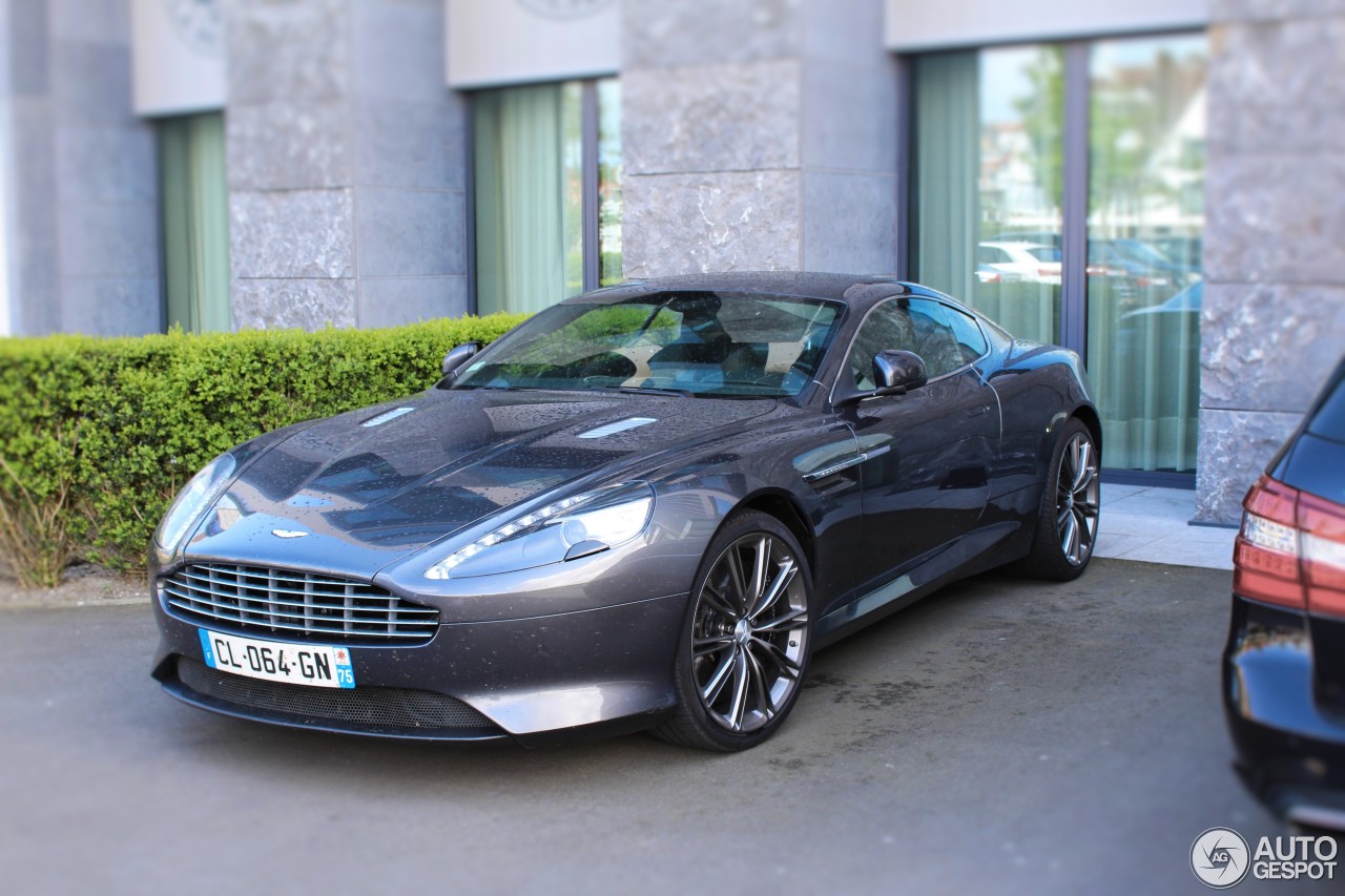 Aston Martin Virage 2011