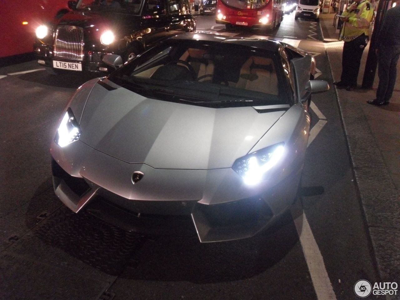 Lamborghini Aventador LP700-4 Roadster