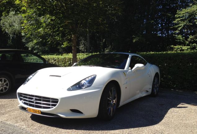 Ferrari California