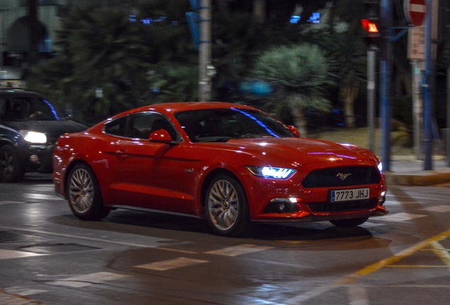 Ford Mustang GT 2015