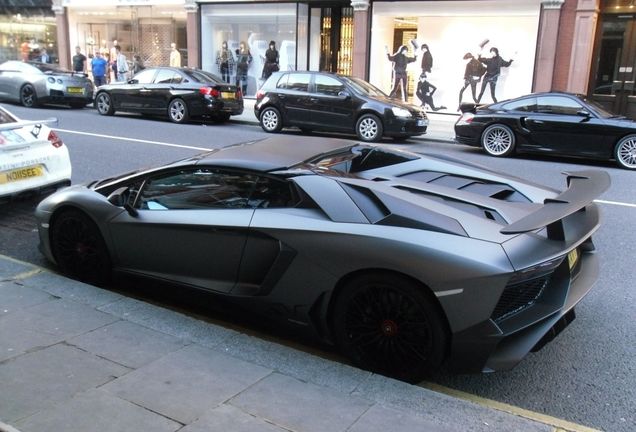 Lamborghini Aventador LP750-4 SuperVeloce Roadster