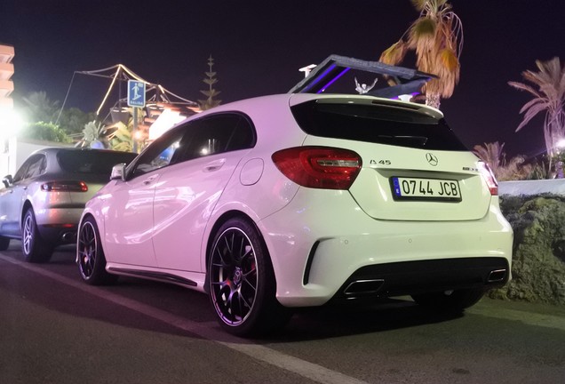 Mercedes-Benz A 45 AMG