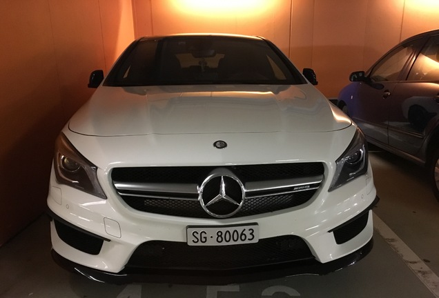 Mercedes-Benz CLA 45 AMG C117