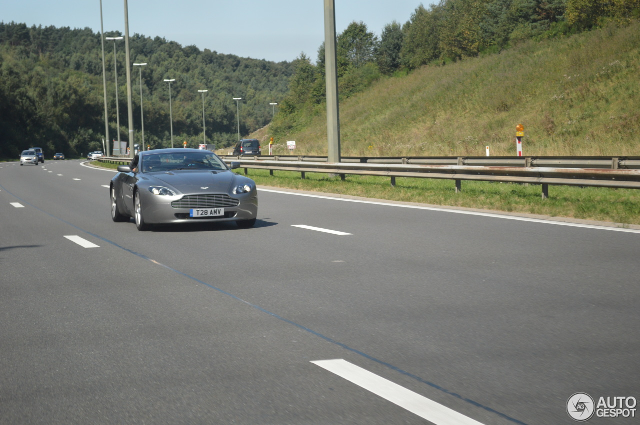 Aston Martin V8 Vantage